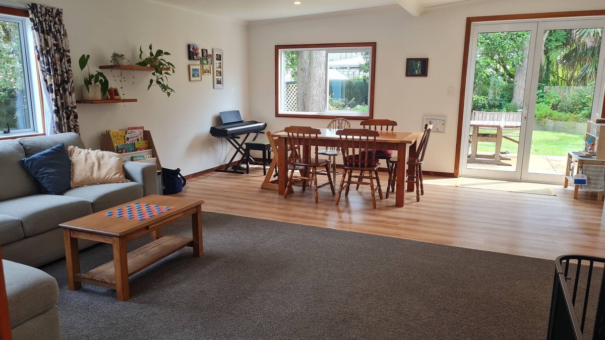 Te Awanga House | Family home
