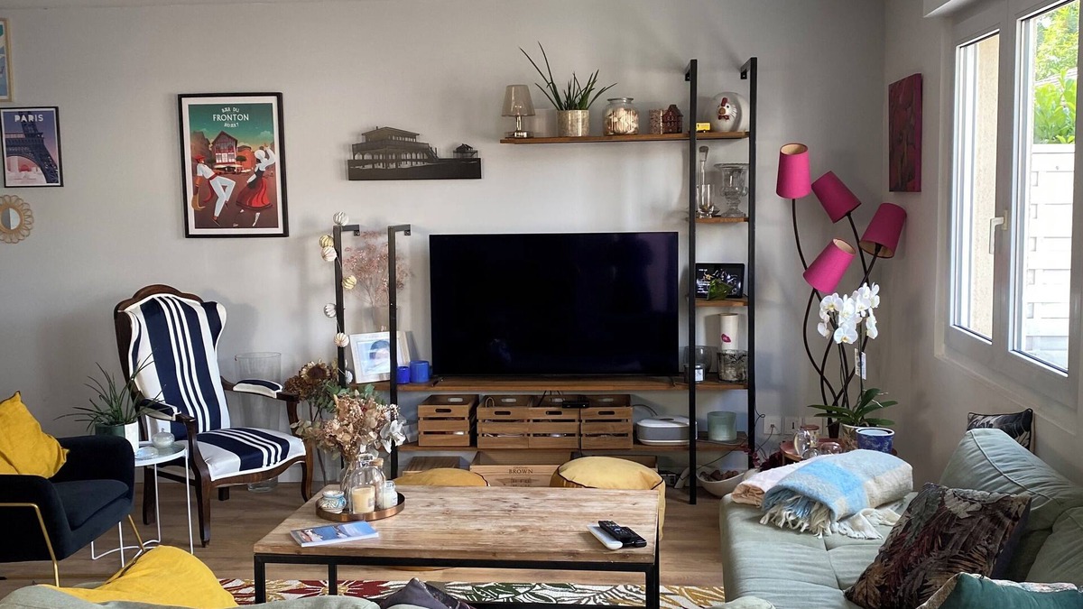 Villenave-d'Ornon House | Family home on the outskirts of Bordeaux, close to all amenities (streetcar, bus)