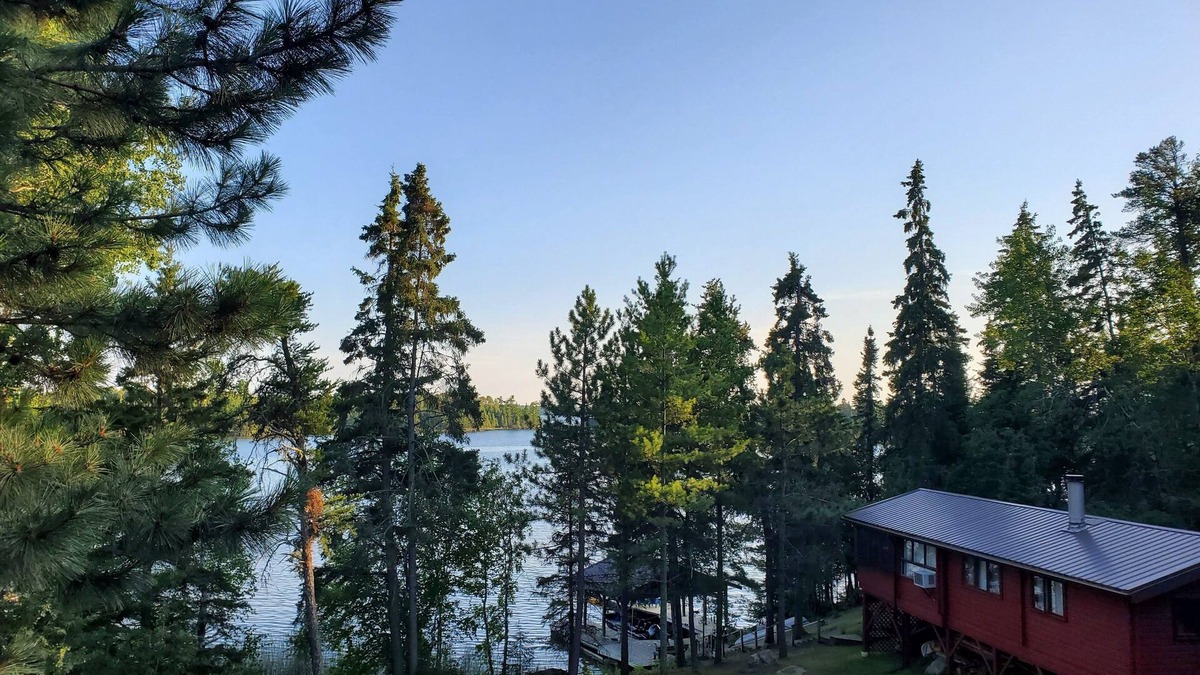 Kenora House | Family home on Lake of the Woods