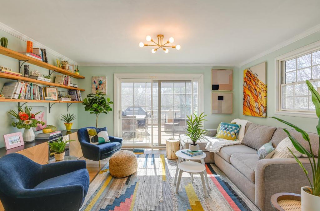 Fairview House | Family Home with Furnished Deck in Fairview!