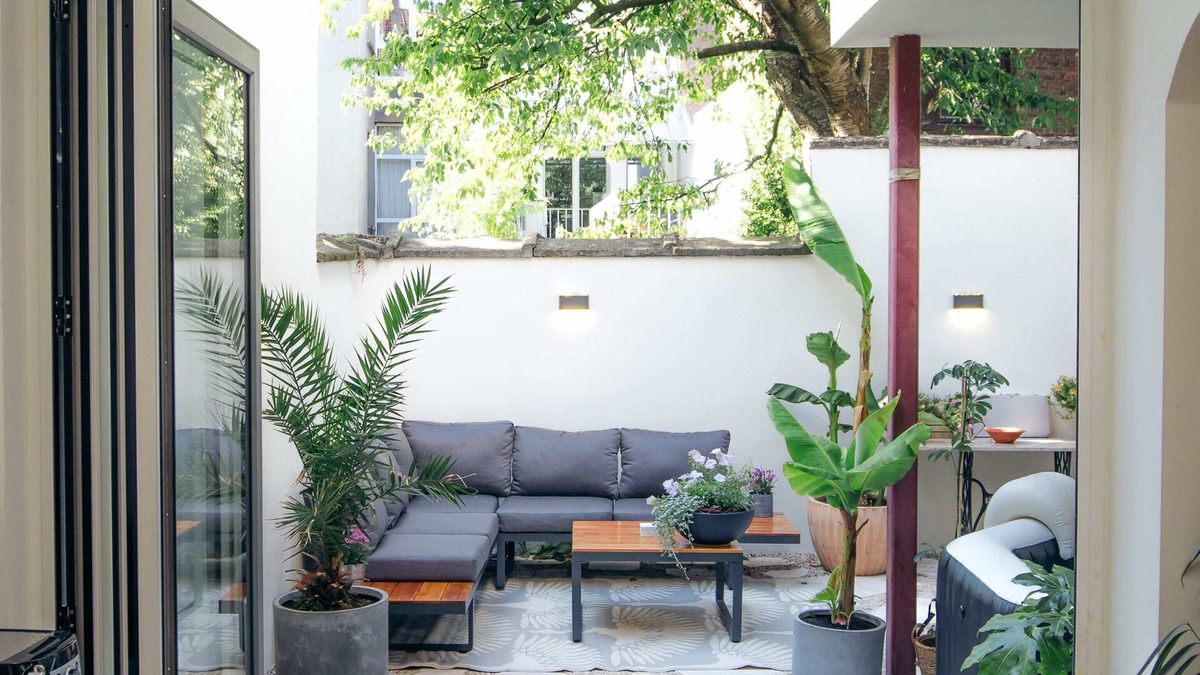Brederode House | Family home with garden, jacuzzi & bbq