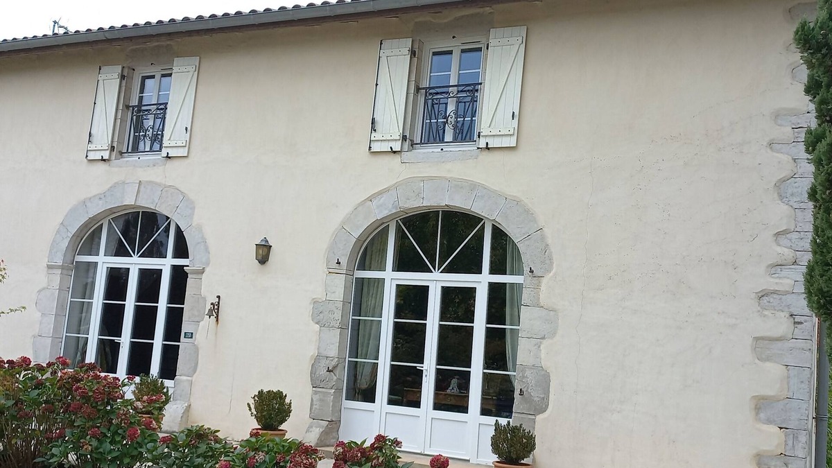 Pouillon House | FAMILY HOME with swimming pool, 13 pers, near Basque & Landes coasts