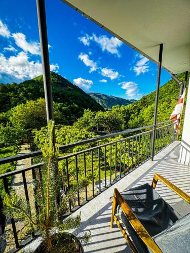 Likani Bed & Breakfast | Family hotel mountain panorama
