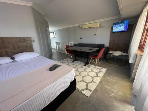 Bakırkoy Apartment | Family House 4