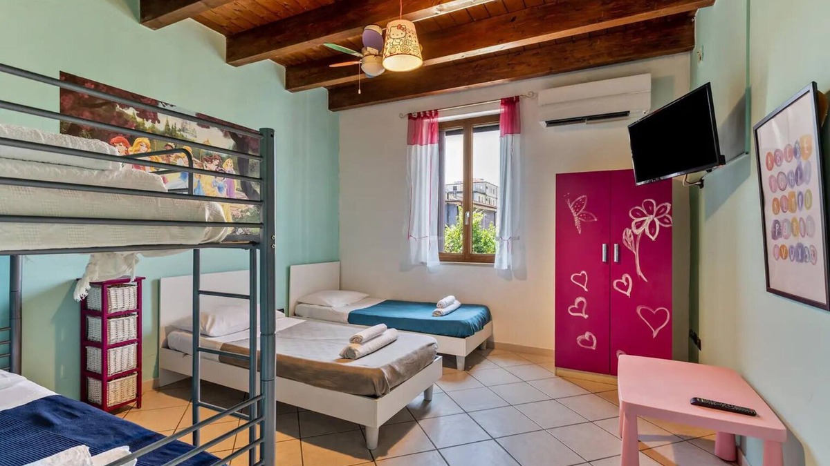 Sud-Ovest Apartment | family house apartment for 6 pearson