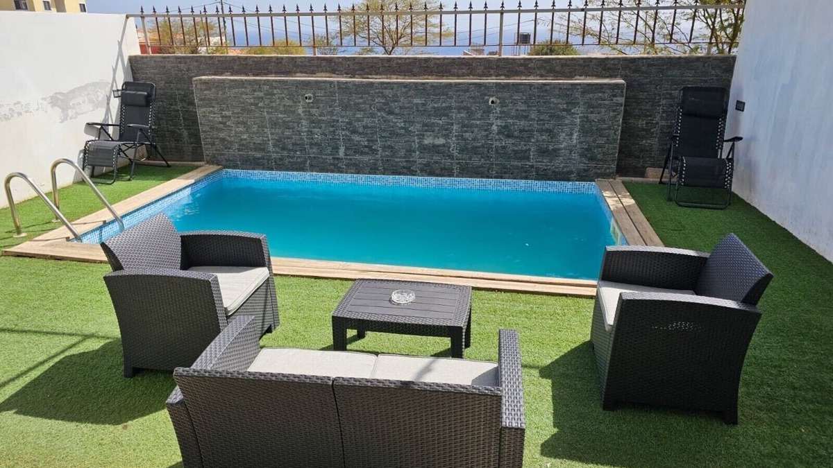 Praia Apartment | FAMILY HOUSE FOR 8 PEOPLE