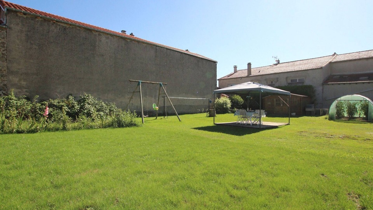 Saint-Just-Malmont Cottage | Family house near Pilat Regional Park