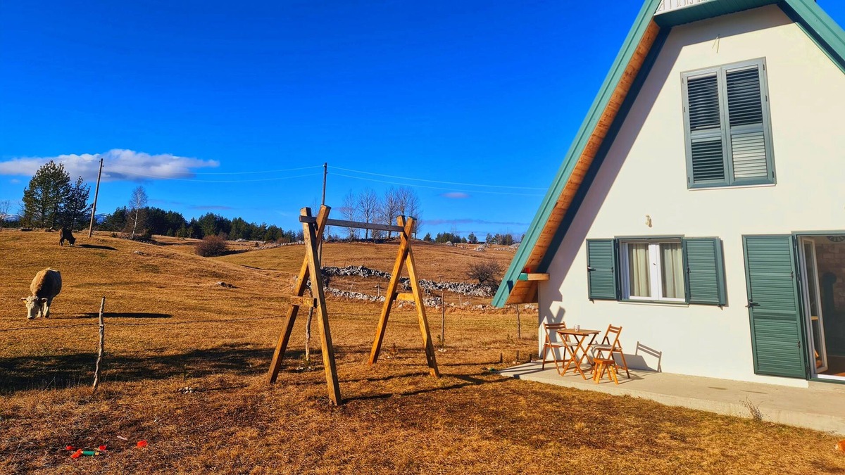 Zabljak House | Family house in a beautiful and quiet part of Žabljak.
