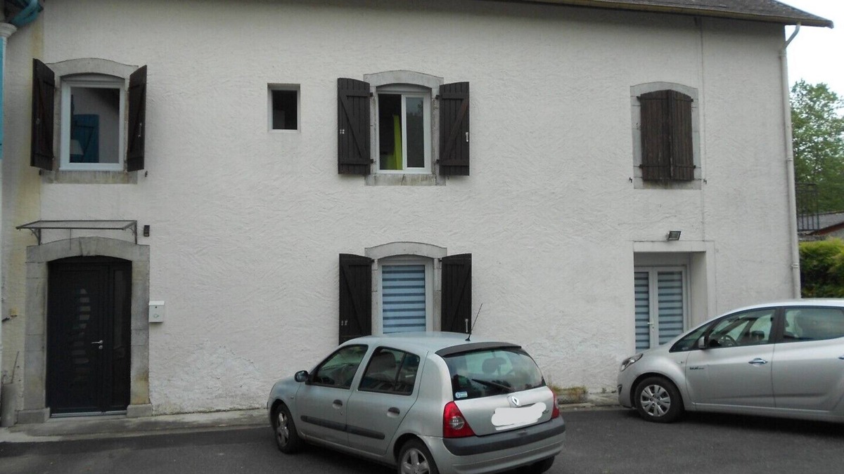 Idaux-Mendy House | Family house in a small village in the Basque Country