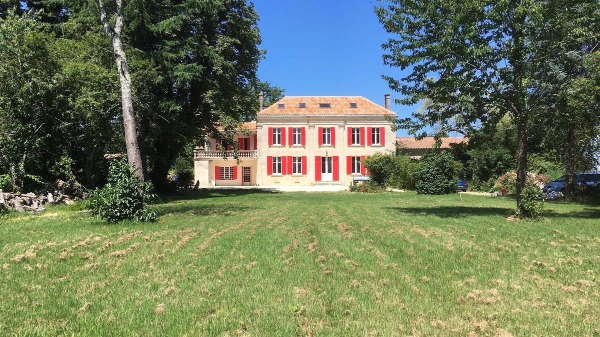 Lorignac House | Family house in the heart of its vineyard
