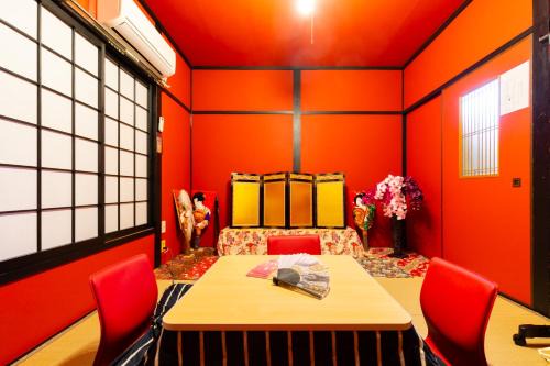 Shin-Osaka Apartment | Family house (private house)