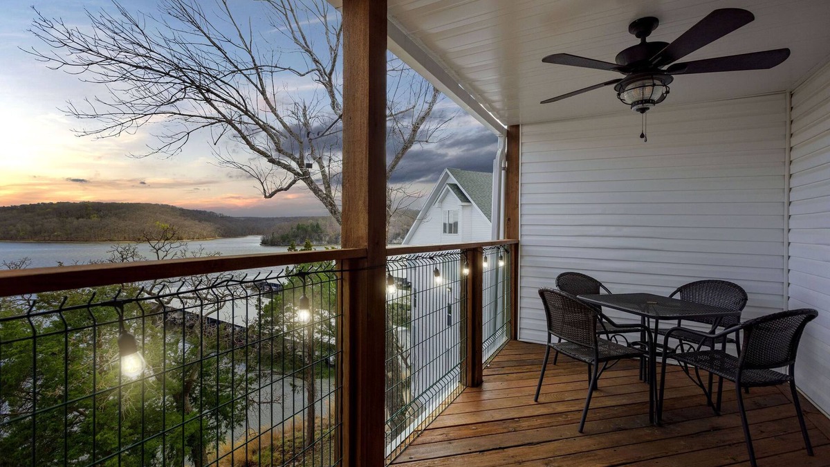 Kaiser Condo | Family Lakefront Oasis - Picture Perfect Retreat! Boat Slip, Onsite Pool & More