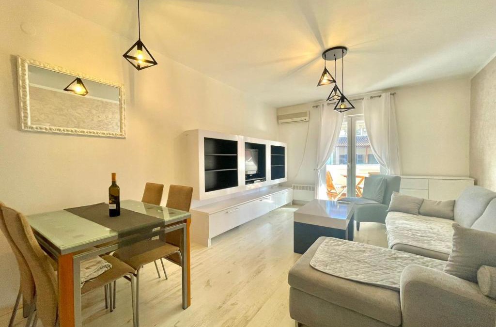 Babilonija Apartment | Family One bedroom apartment with Garden view