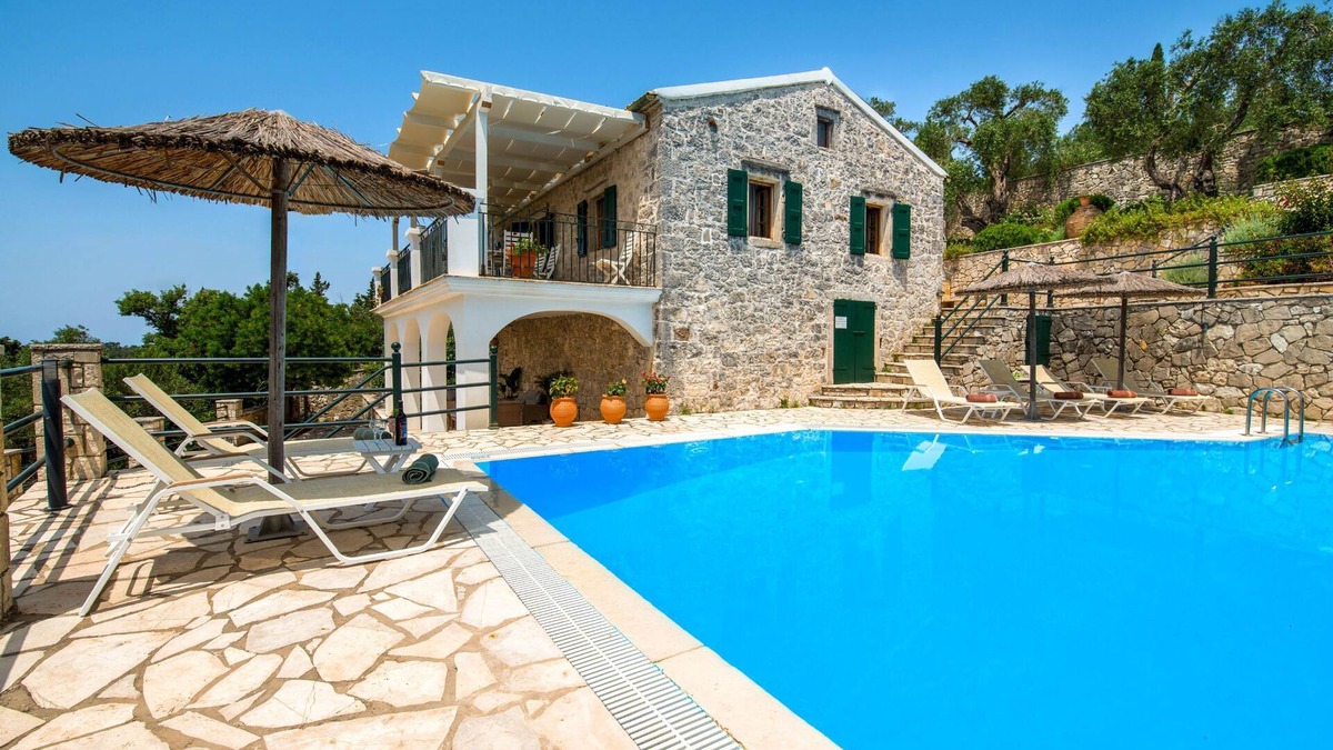 Vlachopoulatika Villa | Family Paxos villa with private pool and stunning views