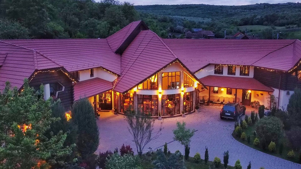 Gherla Hotel | Family Pension near Gherla city