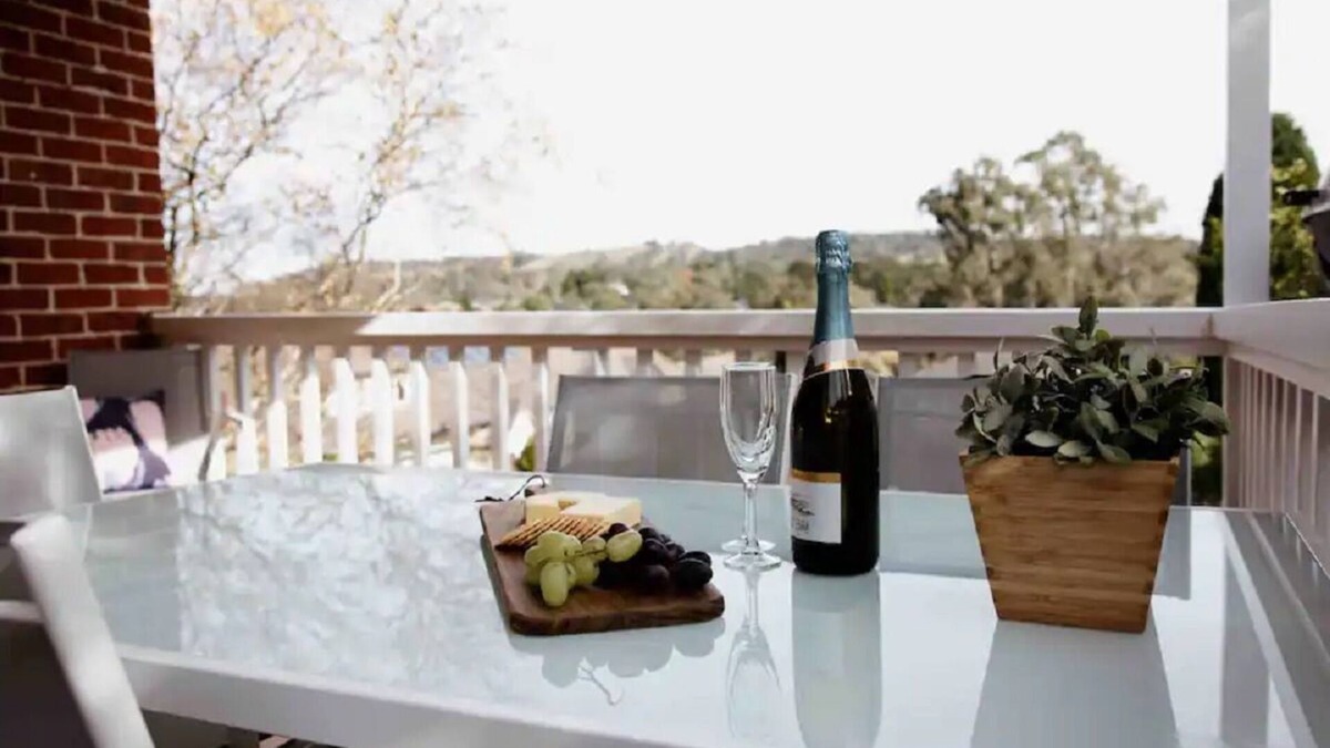 Bowral House | Family, Pet & EV Friendly Home in Bowral Centre