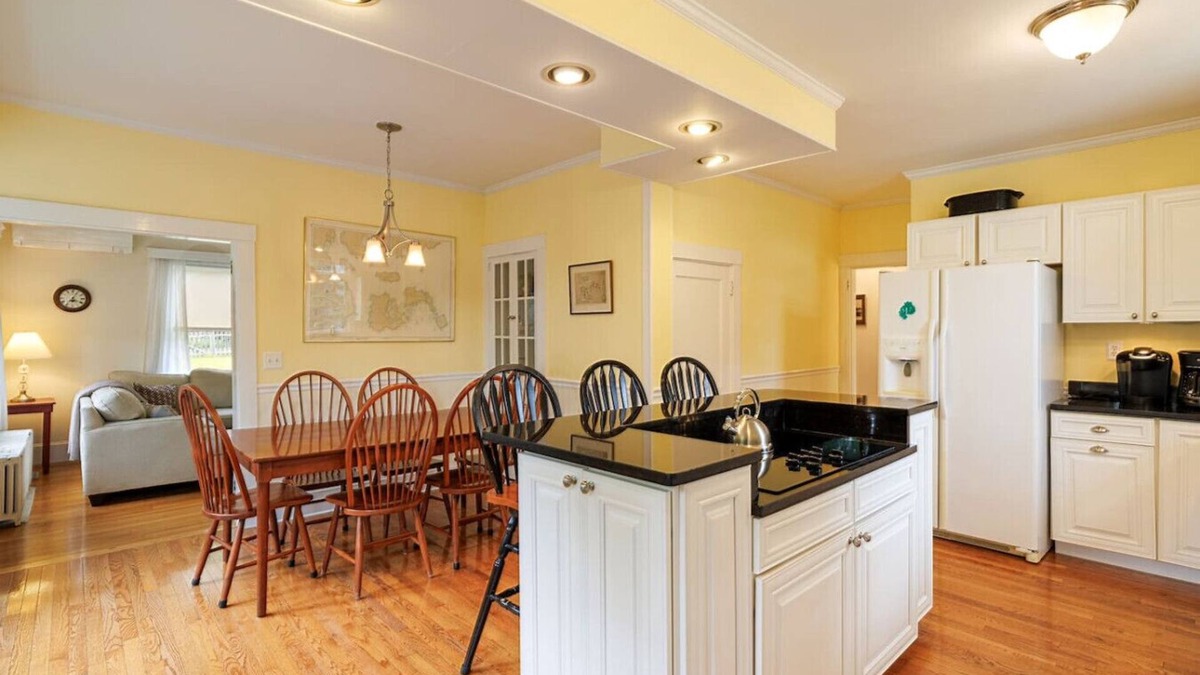 Northeast Harbor House | Family Pet Friendly 4BR in N.E. Harbor[Millbrook]