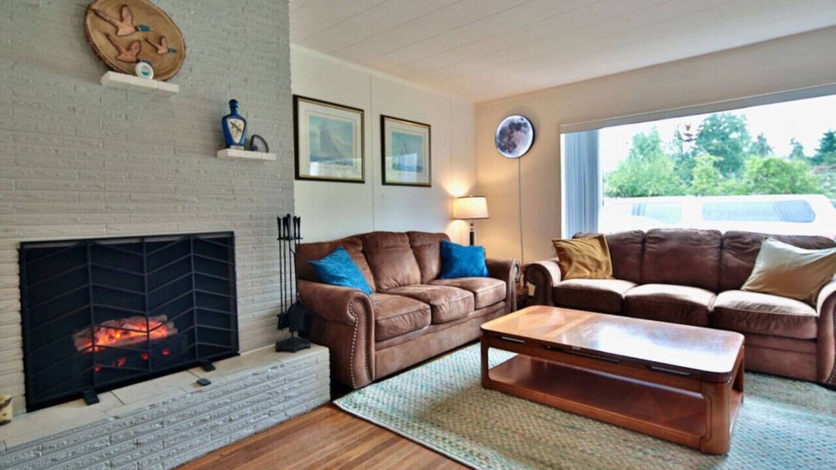 Port Angeles East House | Family & Pet Friendly w/fire pit & close to town