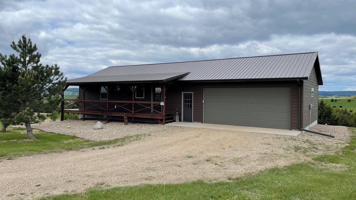 Platte Cabin | Family & pet friendly cabin. Close to excellent fishing, boating and hunting.