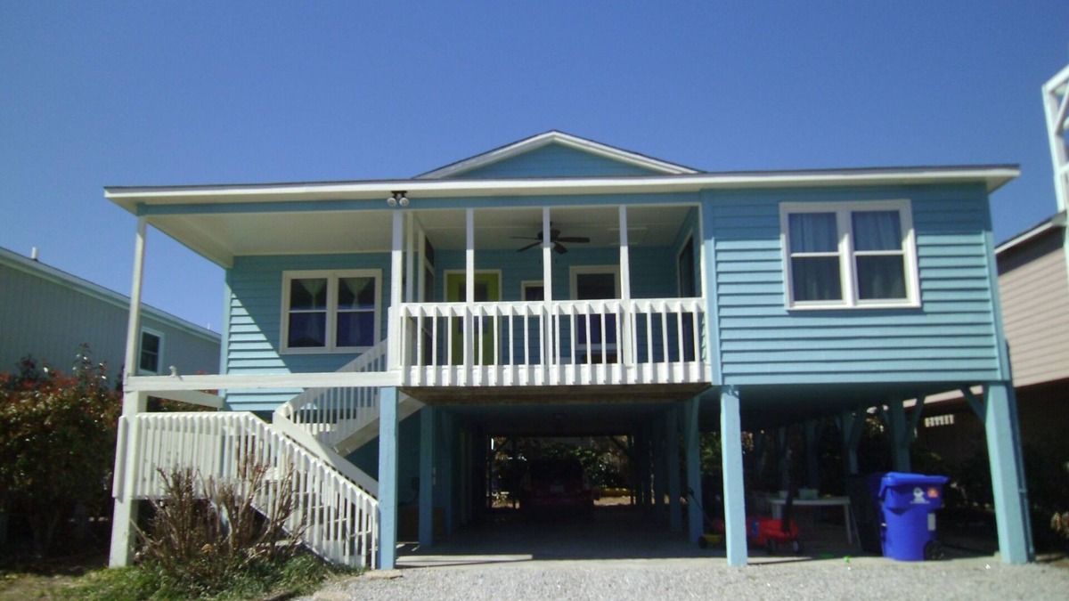 Sunset Beach House | Family & Pet Friendly on the West End of Sunset Beach!