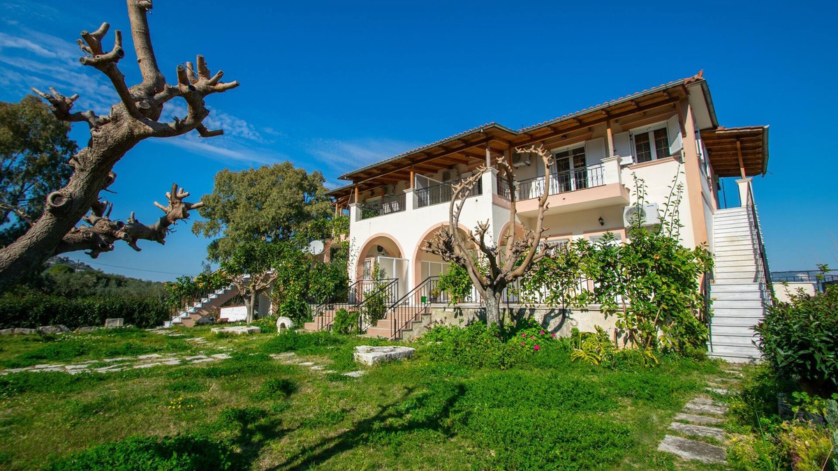 Lithakia Apartment | Family Private Homes with Sea View