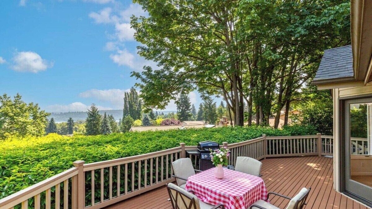 Overlake House | Family Redmond Home with AC 3 mins to MSFT