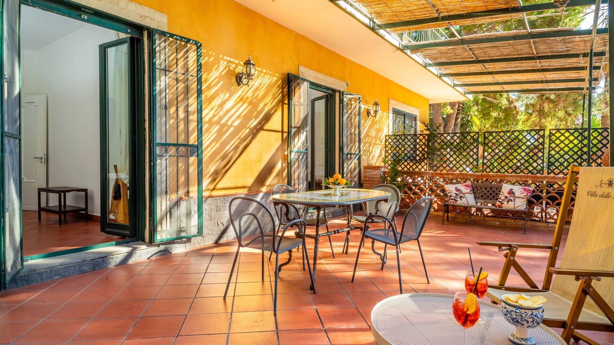 Aci Castello Apartment | 'Family resort in villa with pool'