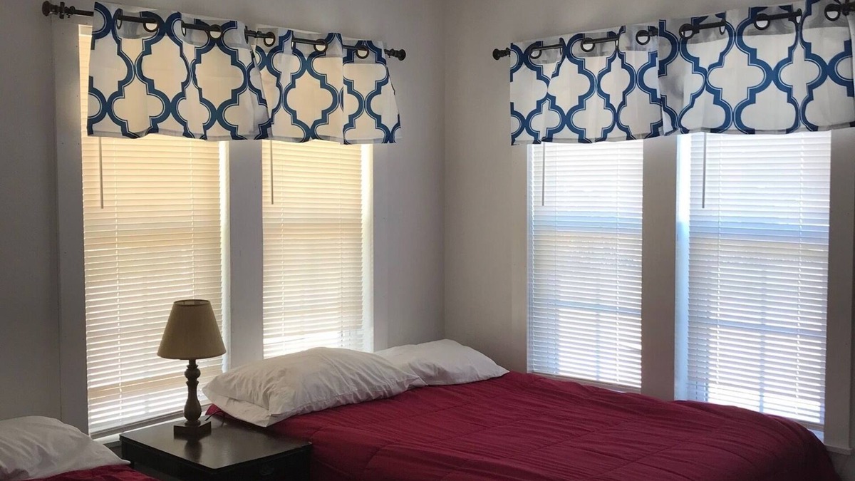 Buchanan Dam Cabin | Family Resort located on beautiful Lake Buchanan.
