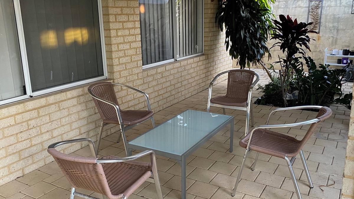 Ellenbrook House | Family Retreat House Ellenbrook