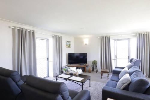 Tenterfield House | Family Retreat in Central Tenterfield