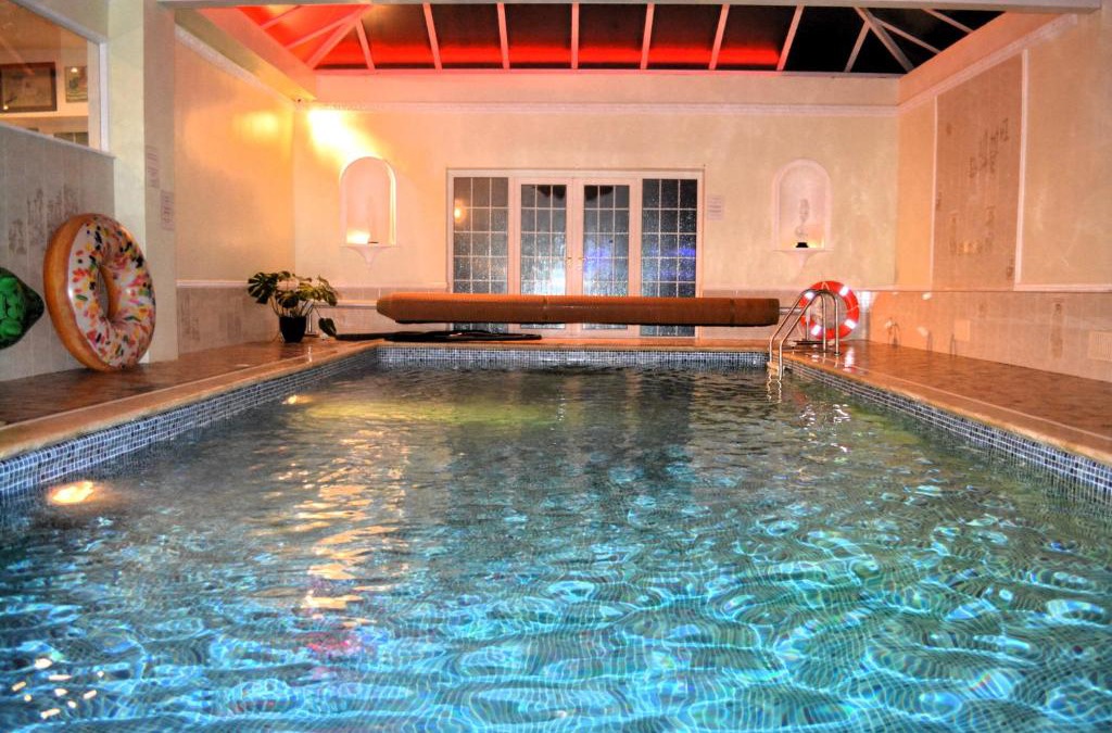 Caergwrle House | Family Retreat or Romantic Break