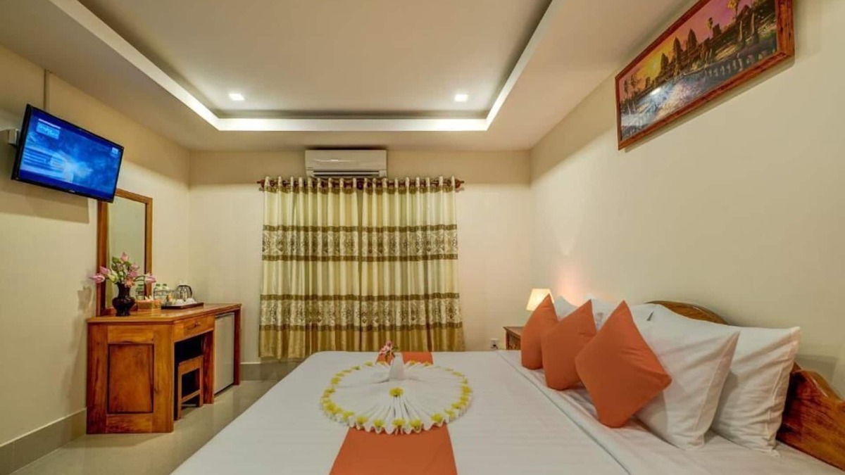 Siem Reap Resort | Family Room: 1double & single bed - free breakfast