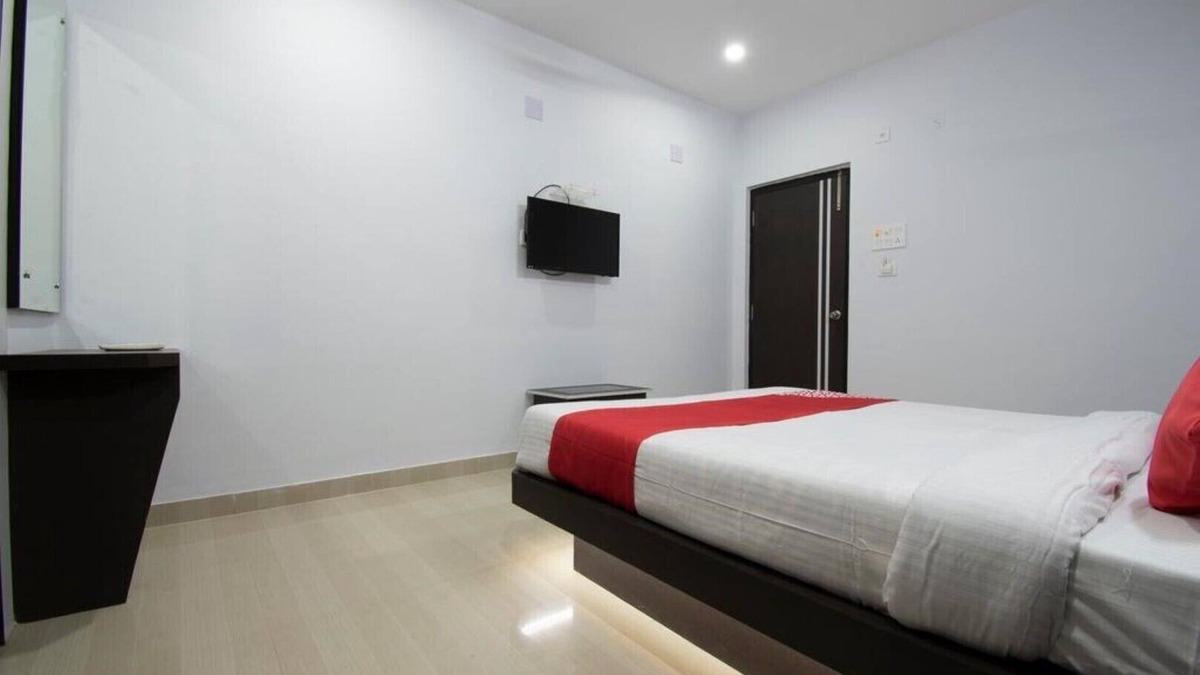 Danapur House | FAMILY ROOM 5-S G INTERNATIONAL
