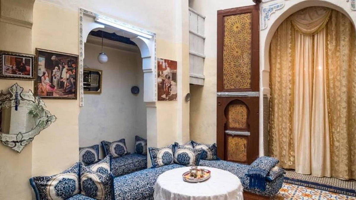 Zekkak Er Roumane House | Family Room for 4 peoples Sunny Riad Inside Medina Fes El Bali