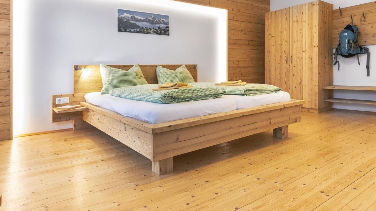 Au an der Donau RV Rental | Family room for 2 adults + 2 children - Camping & Pension Au an der Donau