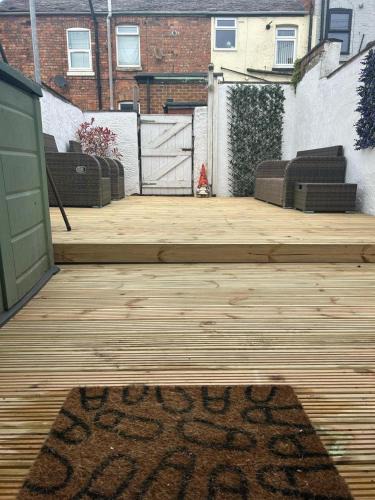 West Kirby House | Family s or Contractors welcome sleeps 4-6 Caroline jane johnson