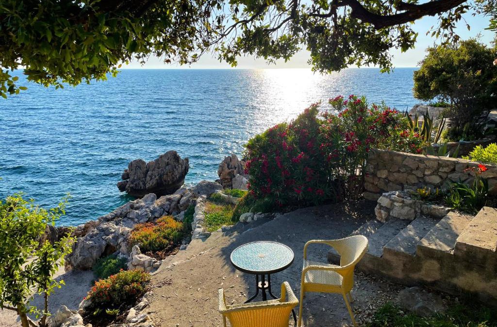 Utjeha Villa | Family Seaside Holm Oak Villa with Private Rocky Beach