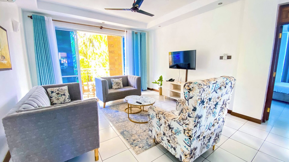 Bamburi Apartment | Family size 2 Br beach flat Bamburi Mombasa