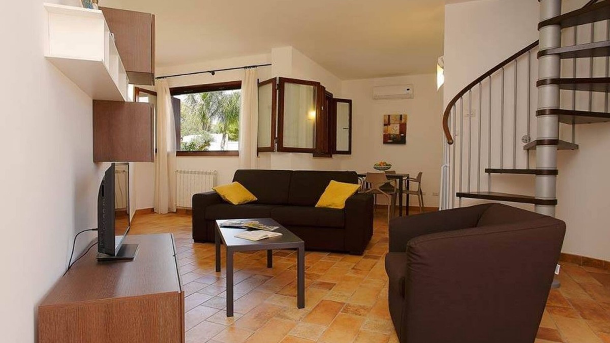 Sciacca Villa | Family Size Villa with Pool by the Sea
