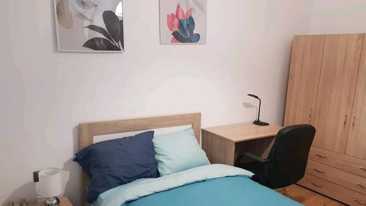 Vardaris Apartment | Family sized apartment 10 minutes from centre