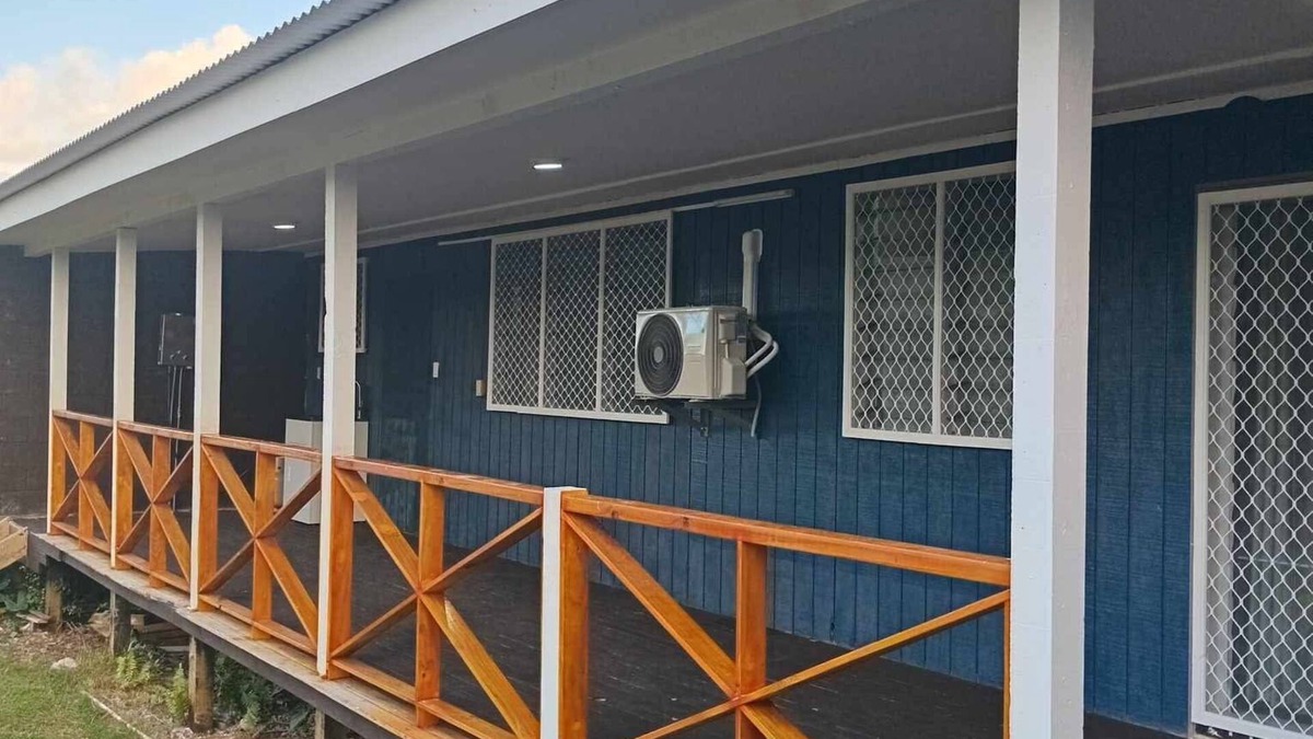 Vaitele House | Family sized, fully air-conditioned home with FREE unlimited Starlink wifi.