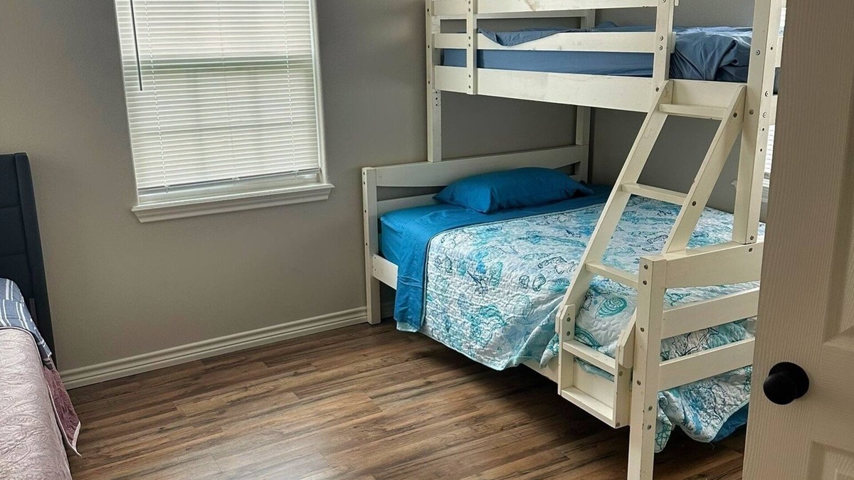 Aransas Pass House | Family-sized private house a short drive to the beach