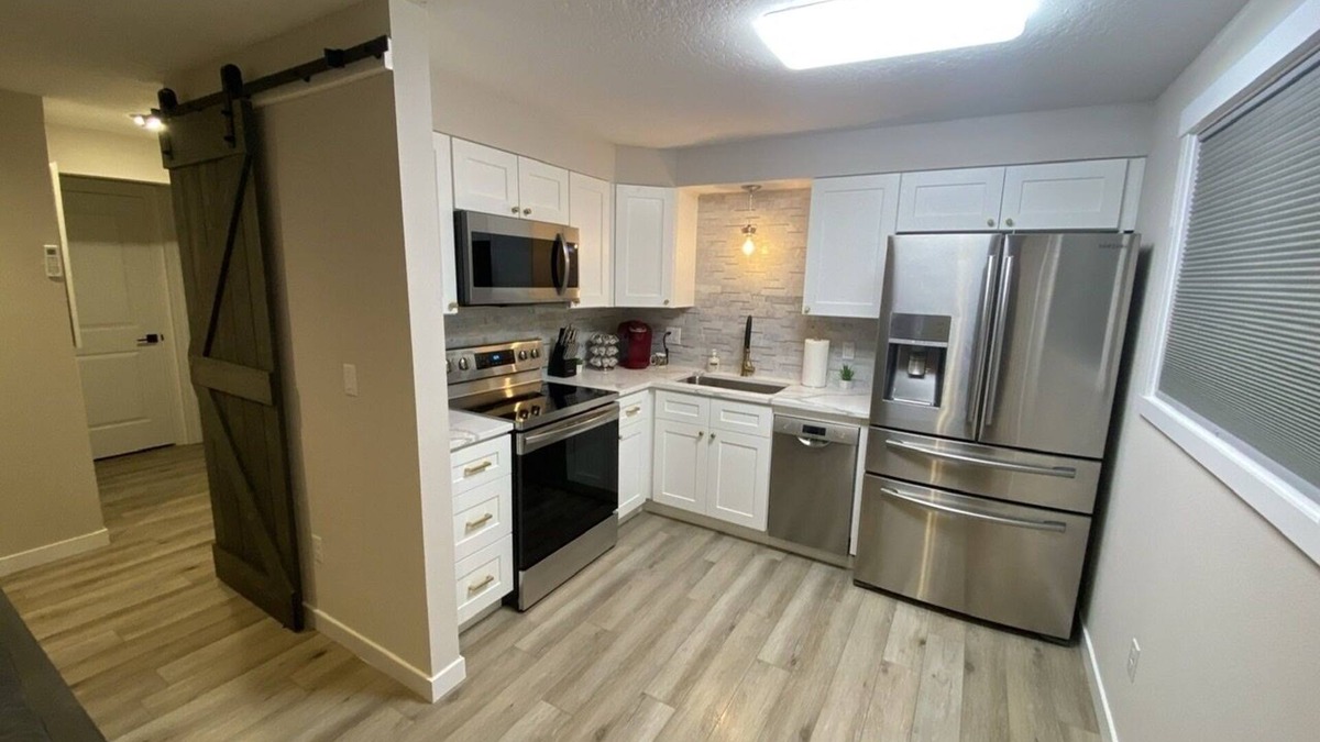 Spokane Valley Apartment | ❤️🔥Family Space, Easy Access near Brown’s Park 🛹🏐🏀💦Apt 1
