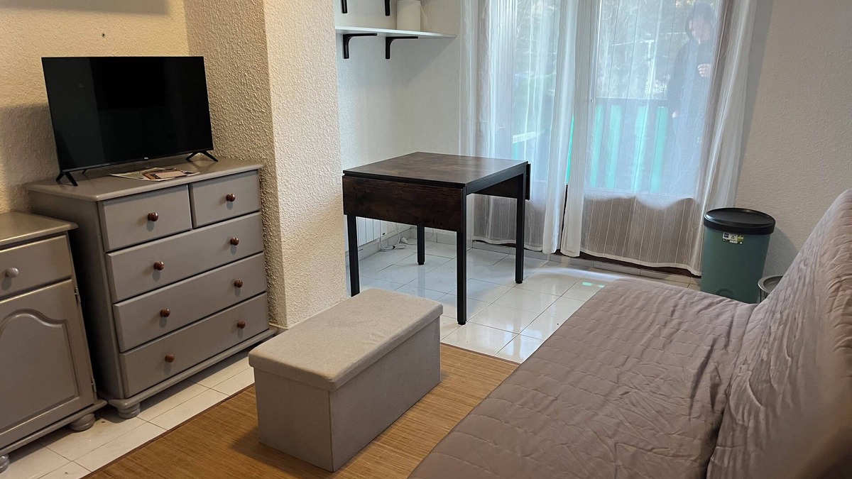 Seyne Apartment | Family Studio