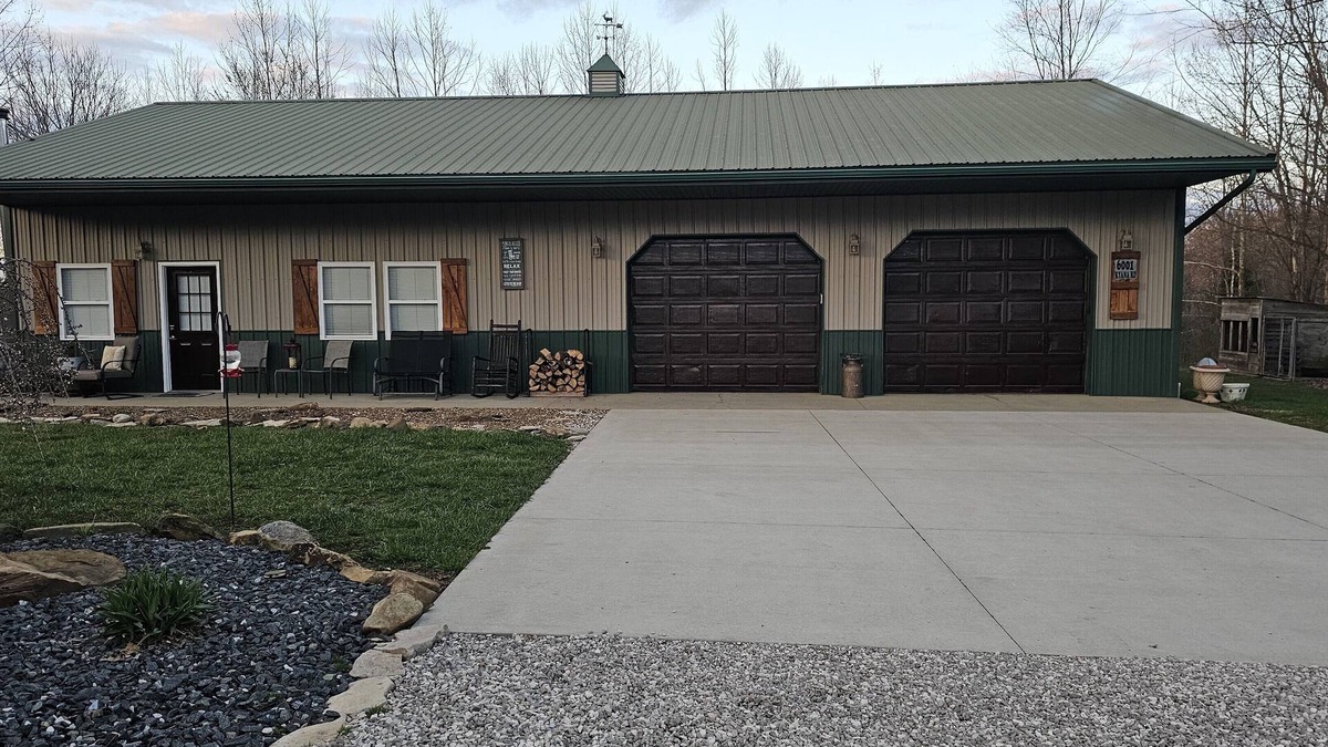 Saint Anthony House | Family Style home -2 bedrooms 1 bath