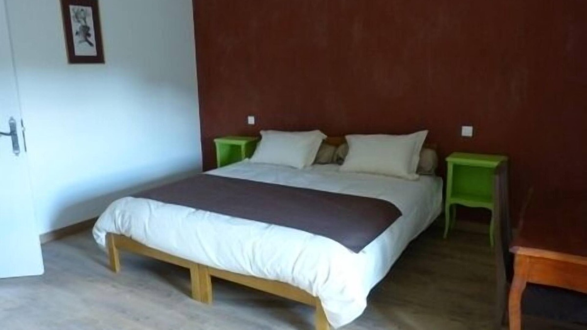 Saint-Thomas-de-Conac House | Family suite with 1 parental bedroom and 1 children's bedroom (2 beds)