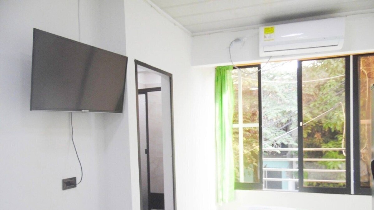 Doradal House | Family suite 1km from the Nápoles farm!