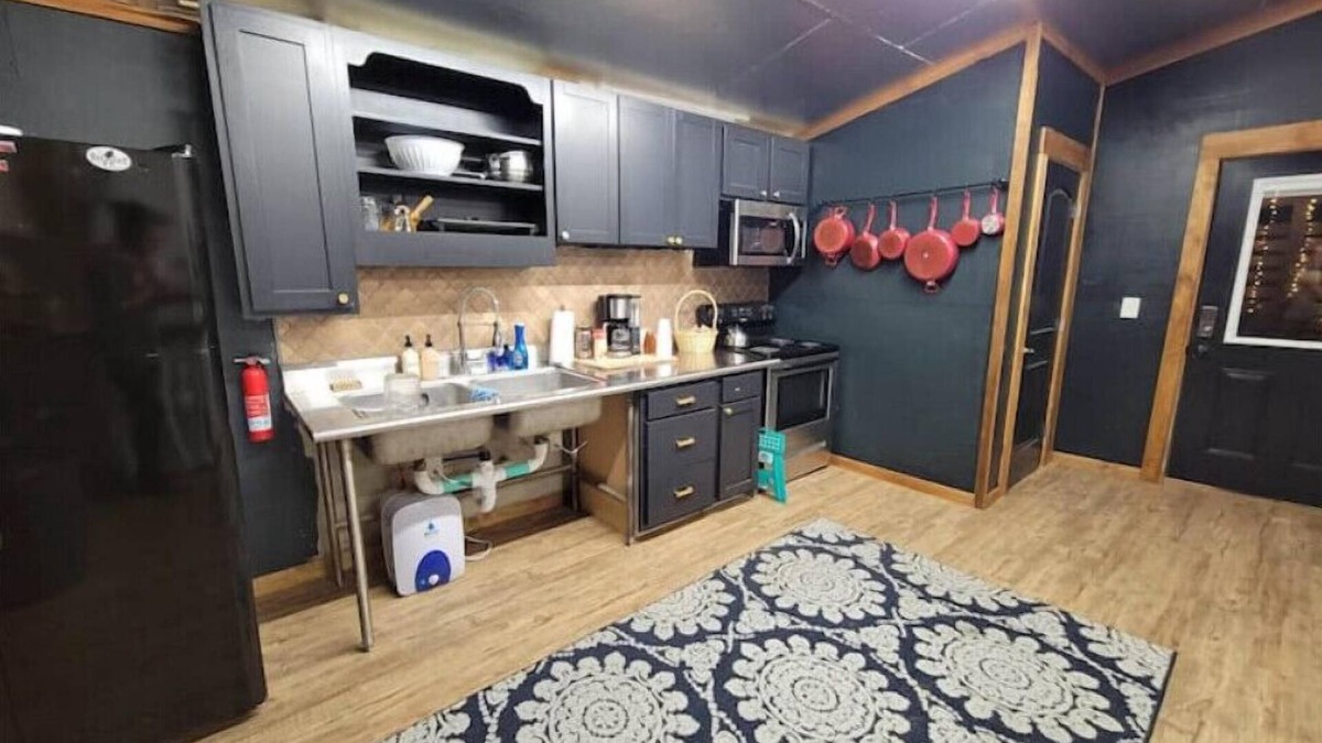 Double Springs RV Rental | Family tent in Bankhead Forest
