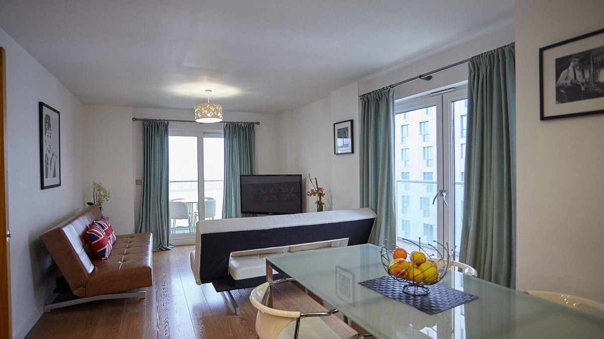 Peninsula Apartment | Family three bedroom apartment O2, Excel R0131