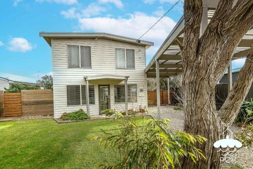 Sandy Point House | Family Tidez